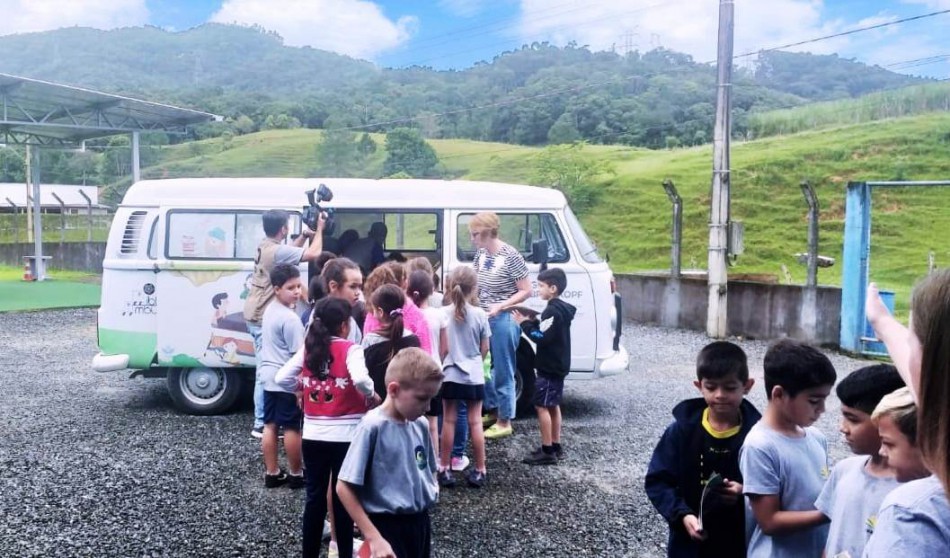 Biblioteca Ambulante retoma jornada nas escolas isoladas