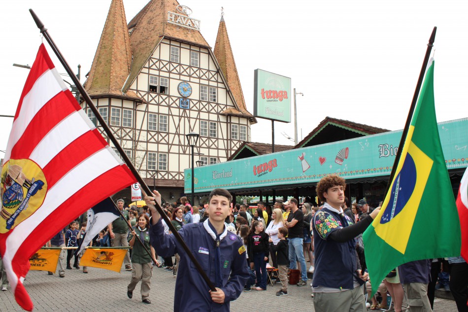 Inscrições abertas para o Desfile Cívico de 7 de Setembro em Blumenau